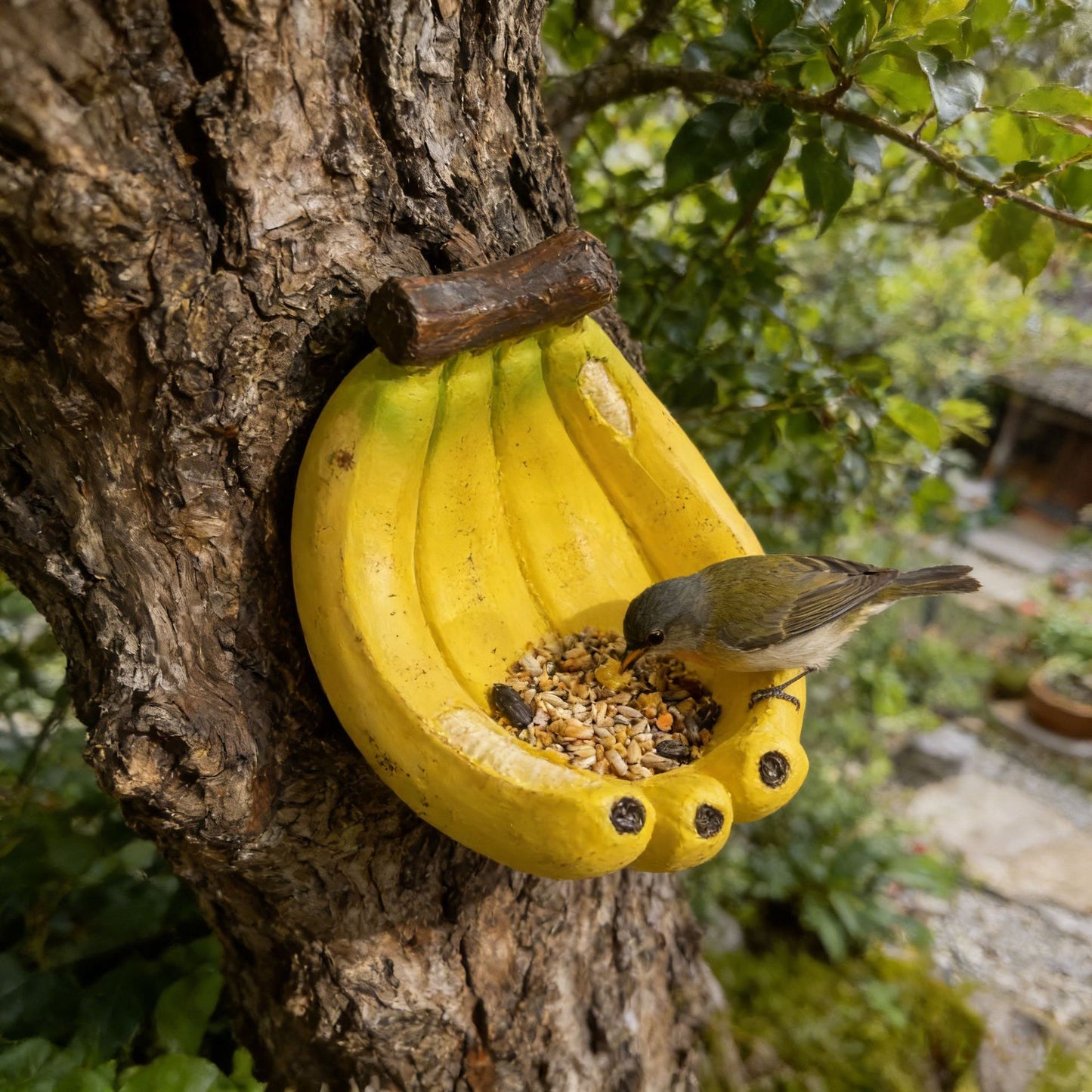 Funny Banana Bird Feeder – Unique Outdoor Garden Decor For Bird Lovers