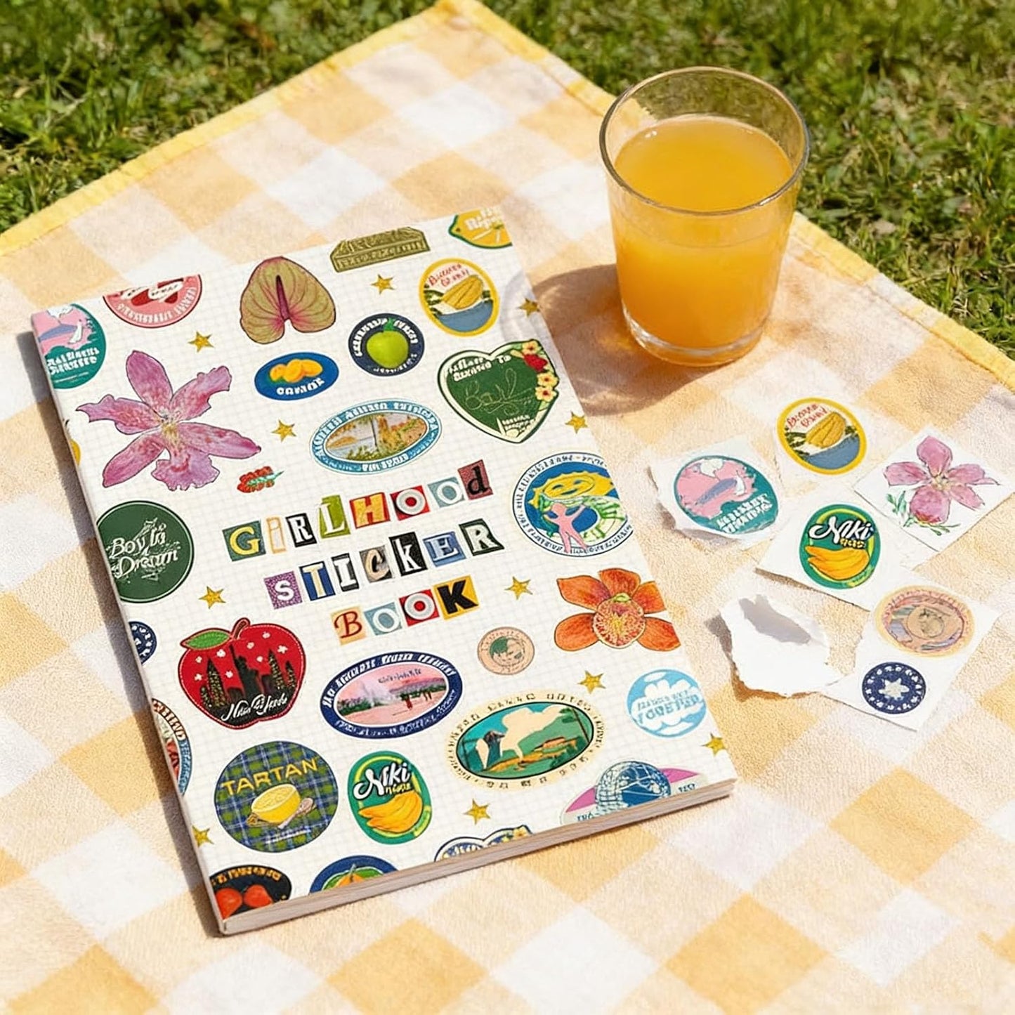 🏆35K+ SOLD! 🥳🎖️Vintage Girlhood Sticker Book – Cute Aesthetic Stick Notes 🎀✨