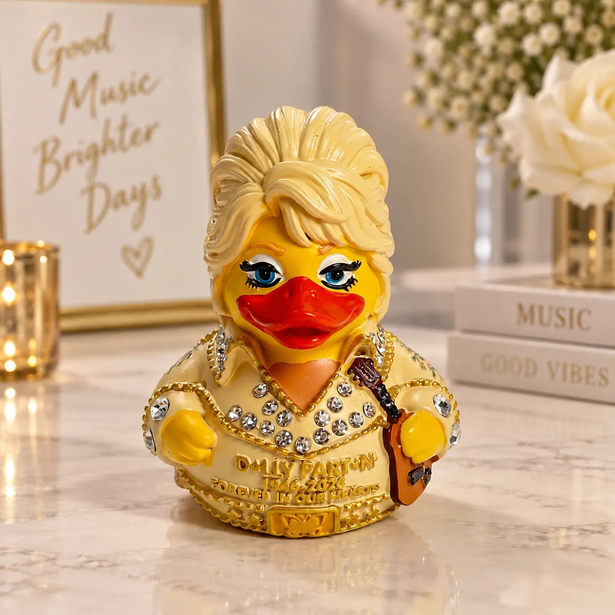 "Dolly Duck" resin figurine—inspired by a guitar-playing duck statue of a country music singer,