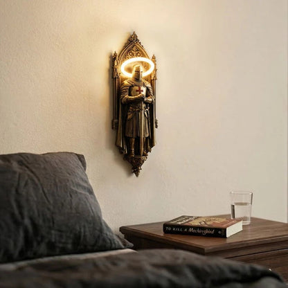 🛡️ Medieval Castle Knight Wall Sconce, Warm Glow Atmospheric Wall Lamp(6*4.5*20cm)⚔️✨