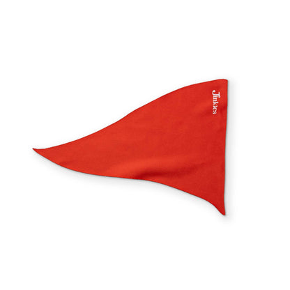 A RED (AND GREEN) FLAG YOU CAN CLEAN YOUR GLASSES WITH