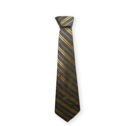 A NECKTIE YOU CAN CLEAN YOUR GLASSES WITH