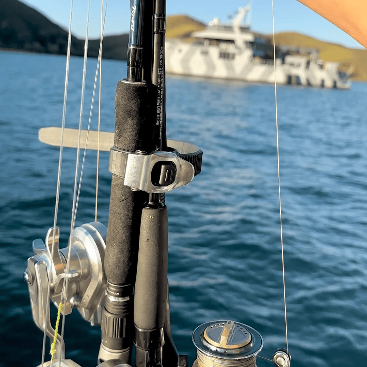 🔥LAST DAY ON SALE🔥Heavy-duty Stainless Steel Grip Lock Straps